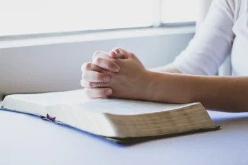 Hablar con Dios: sumergirse en el poder transformador de la oración